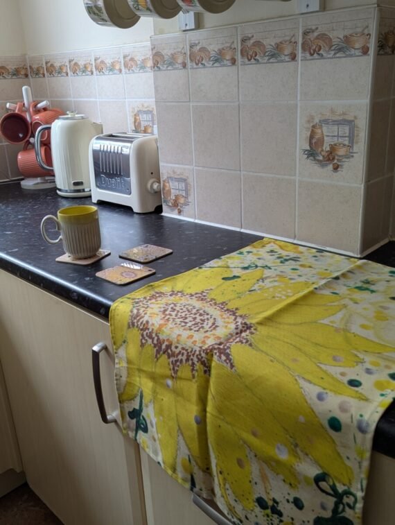 golden sunflower tea towel
